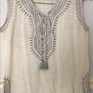 Boho sleeveless top with tassel tie
